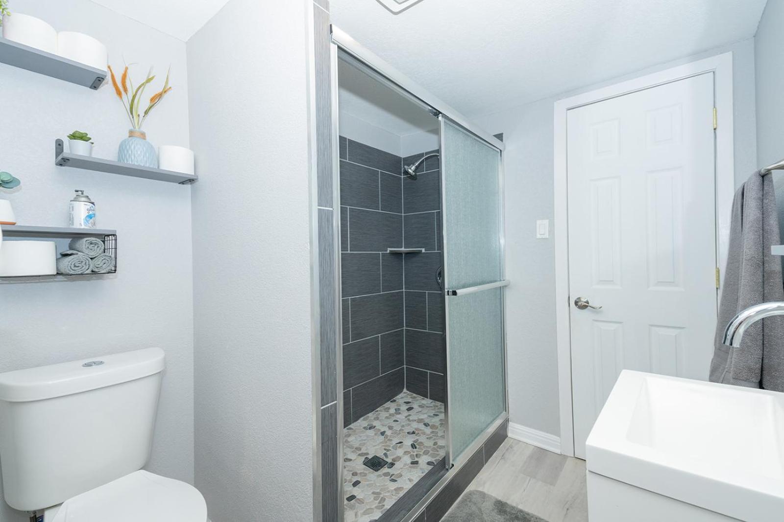 Holiday home Award Winning Cultural Heritage Near Downtown - Walk To 6th Street *